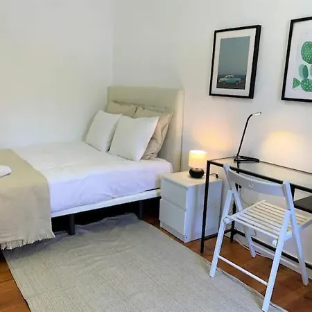 Apartamento Necessidades Artists