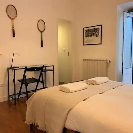 Necessidades Artists * Lisboa